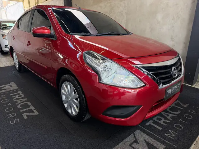 Carro Nissan Versa 2017 1.0 12V (Flex)