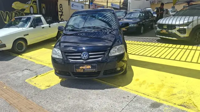 Carro Volkswagen Fox 2009 Route 1.0 8V (Flex) 2p