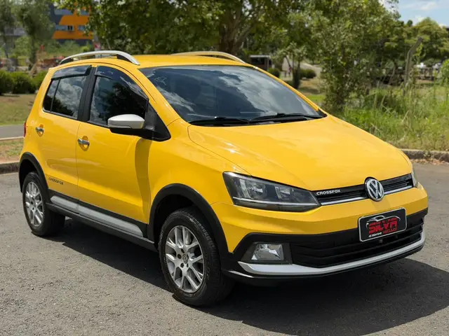 Carro Volkswagen CrossFox 2015 1.6 16v MSI (Flex)