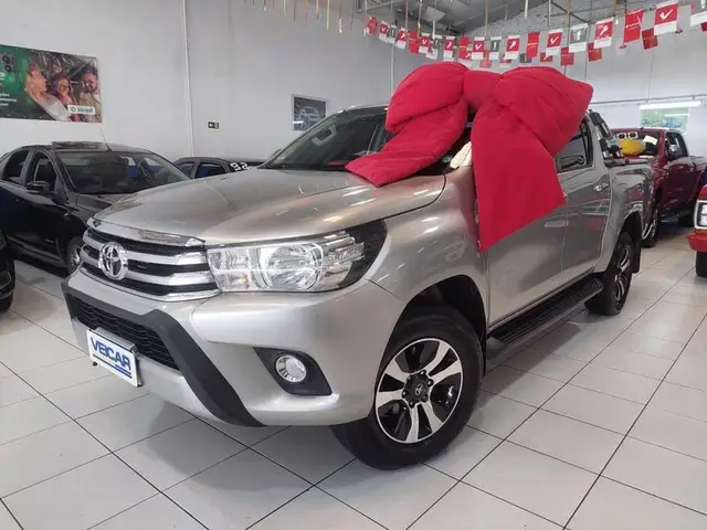 Carro Toyota Hilux Cabine Dupla 2017 Hilux 2.8 TDI SRV CD 4x4 (Aut)