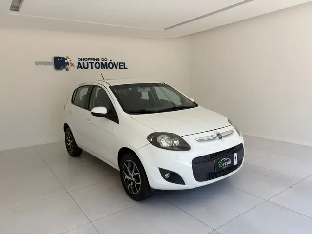 Carro Fiat Palio 2014 Attractive 1.0 8V (Flex)