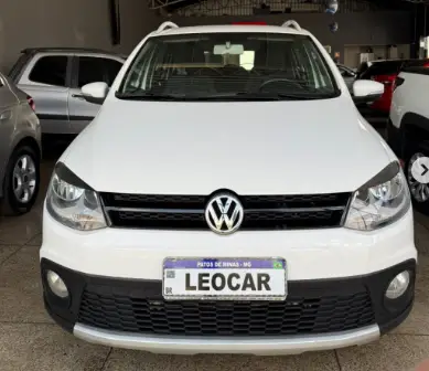 Carro Volkswagen CrossFox 2013 I-Motion 1.6 VHT (Flex)