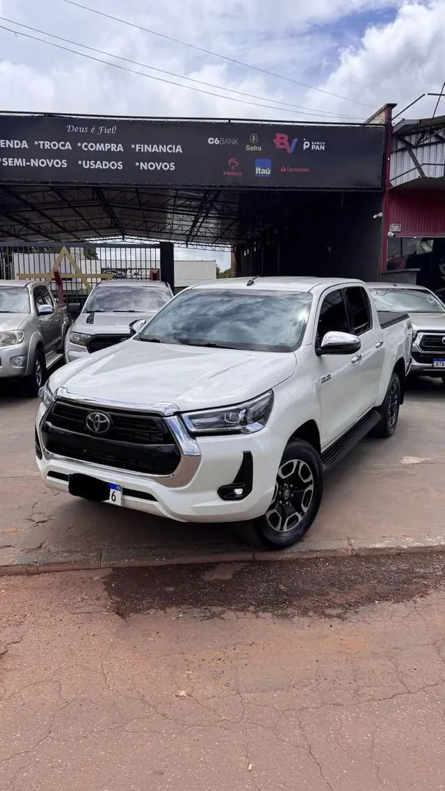 Carro Toyota Hilux Cabine Dupla 2021 SRX 2.8 TDI CD 4x4 (Aut)