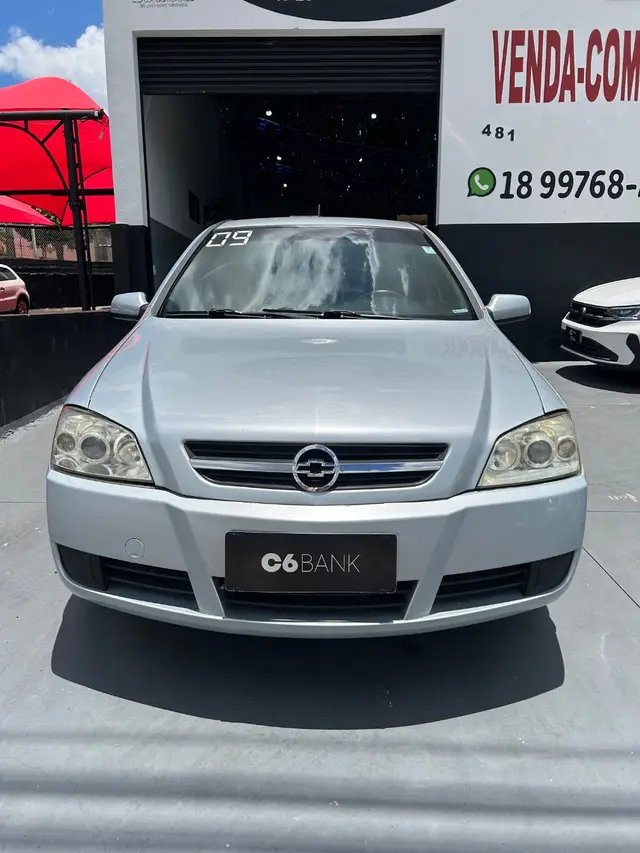 Carro Chevrolet Astra Sedan 2009 Advantage 2.0 (Flex)