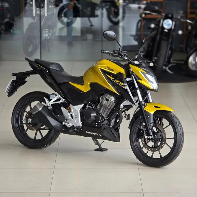 Moto Honda CB 300F Twister 2024 Standard