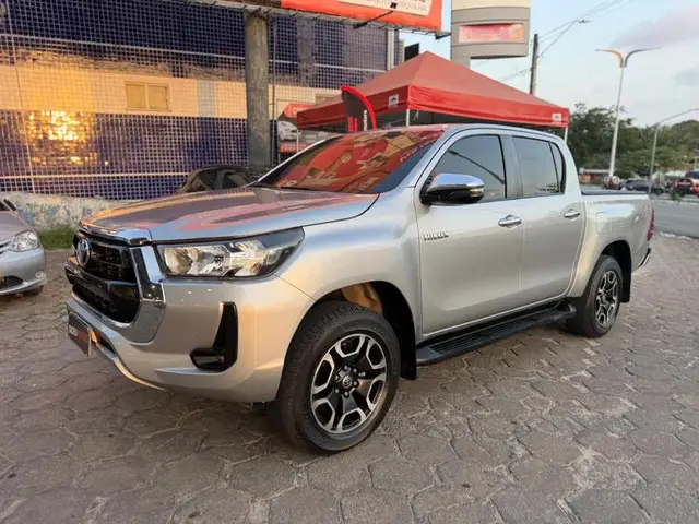Carro Toyota Hilux Cabine Dupla 2021 SR 2.7 CD 4x2 (Flex) (Aut)