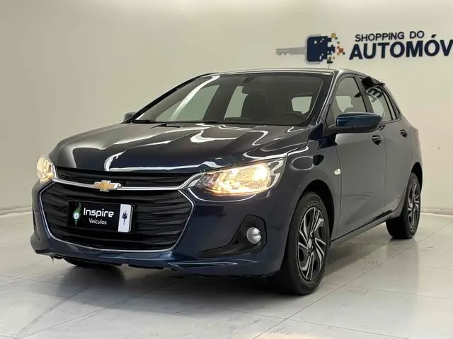 Carro Chevrolet Onix Plus 2024 LT 1.0