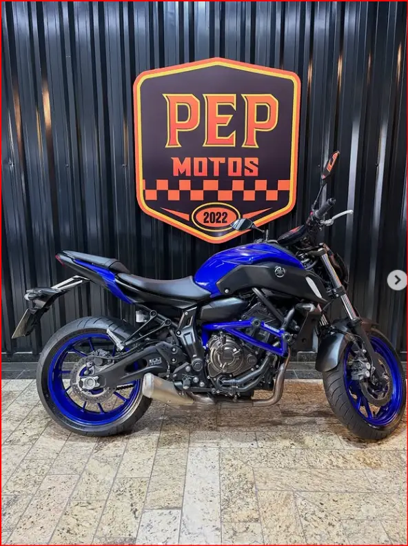 Moto Yamaha MT-07 2024 ABS