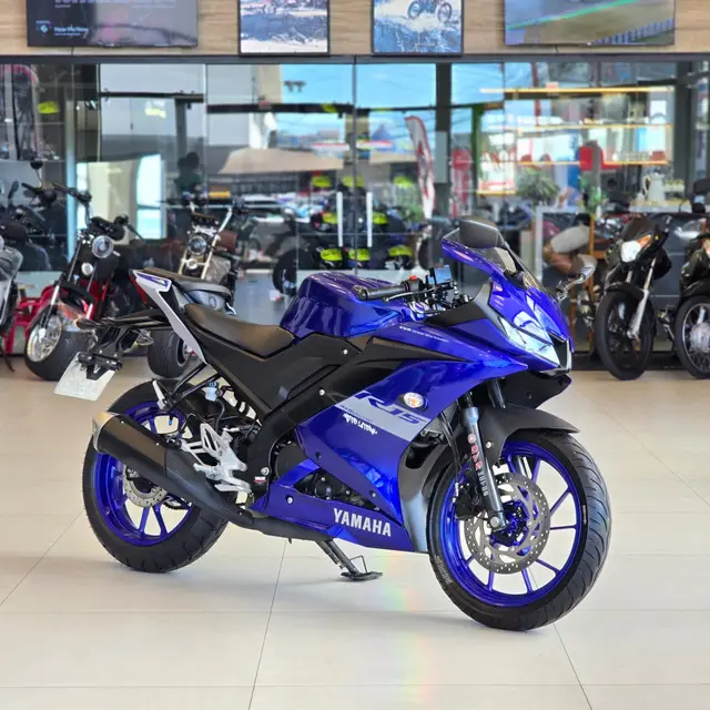 Moto Yamaha YZF R15 2024 ABS