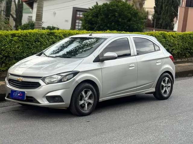 Carro Chevrolet Onix 2017 1.0 LT SPE/4