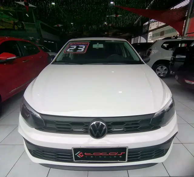 Carro Volkswagen Polo 2023 Track 1.0 Flex 12V 5p