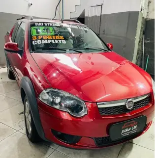 Carro Fiat Strada 2014 Trekking 1.6 16V (Flex) (Cabine Dupla)