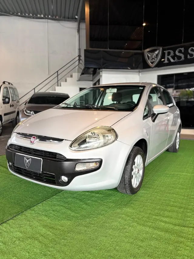 Carro Fiat Punto 2013 Attractive 1.4 (Flex)