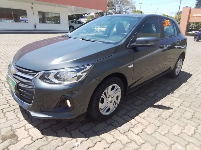 Carro Chevrolet Onix Plus 2024 LT 1.0