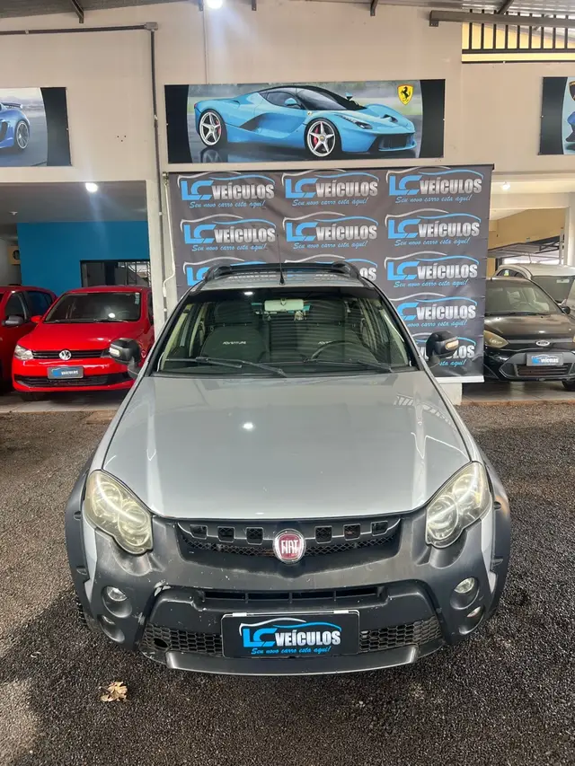 Carro Fiat Strada 2013 Adventure 1.8 16V Dualogic (Flex) (Cabine Dupla)
