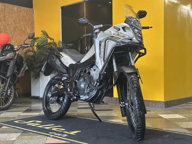 Moto Honda XRE Sahara 300 2025 Adventure