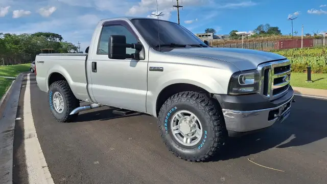 Carro Ford F-250 2009 XLT 4x2 3.9 (Cab Dupla)