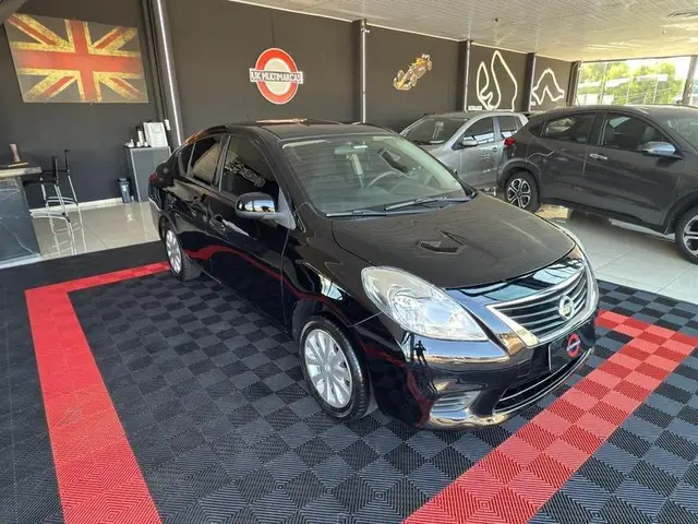 Carro Nissan Versa 2013 1.6 16V S (Flex)