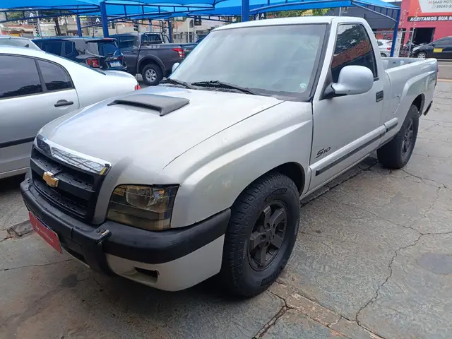 Carro Chevrolet S10 Cabine Simples 2001 S10 4x2 2.4 MPFi (Cab Simples)
