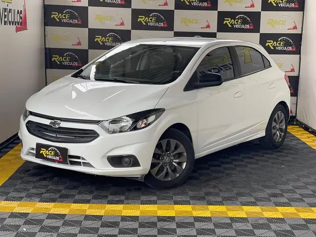 Carro Chevrolet Onix 2021 1.0 (Flex)