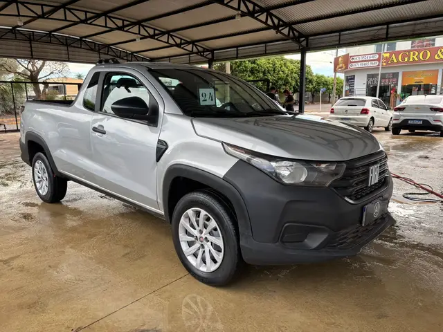 Carro Fiat Strada 2024 Endurance 1.3 Flex 8V CS