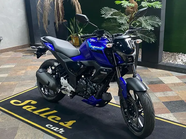 Moto Yamaha Fazer FZ15 2025 ABS