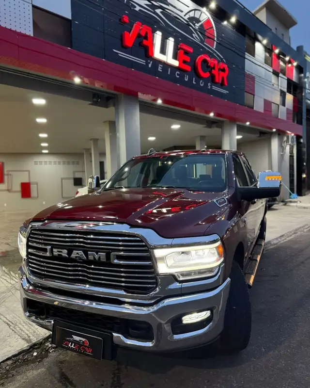 Carro Ram 2500 2024 Laramie 6.7 4X4