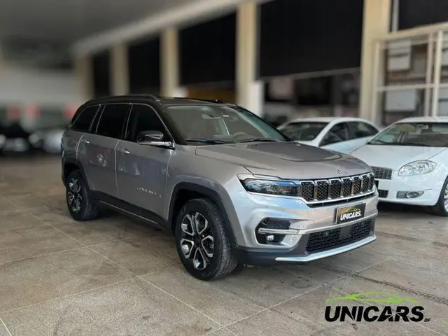 Carro Jeep Commander 2023 Limited 1.3 T270