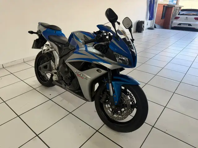 Moto Honda CBR 600 2007 RR