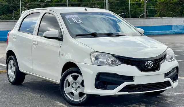 Carro Toyota Etios 2016 X 1.3 (Flex)