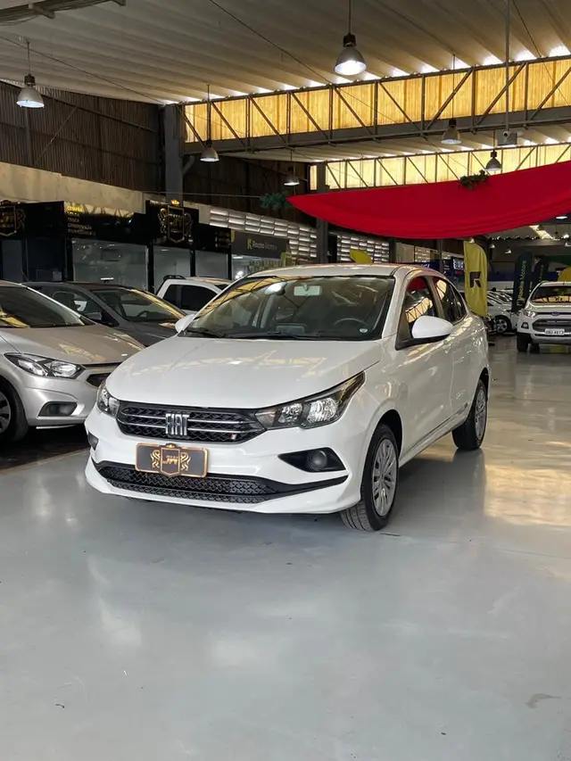 Carro Fiat Cronos 2023 Drive 1.3 (Flex) MT