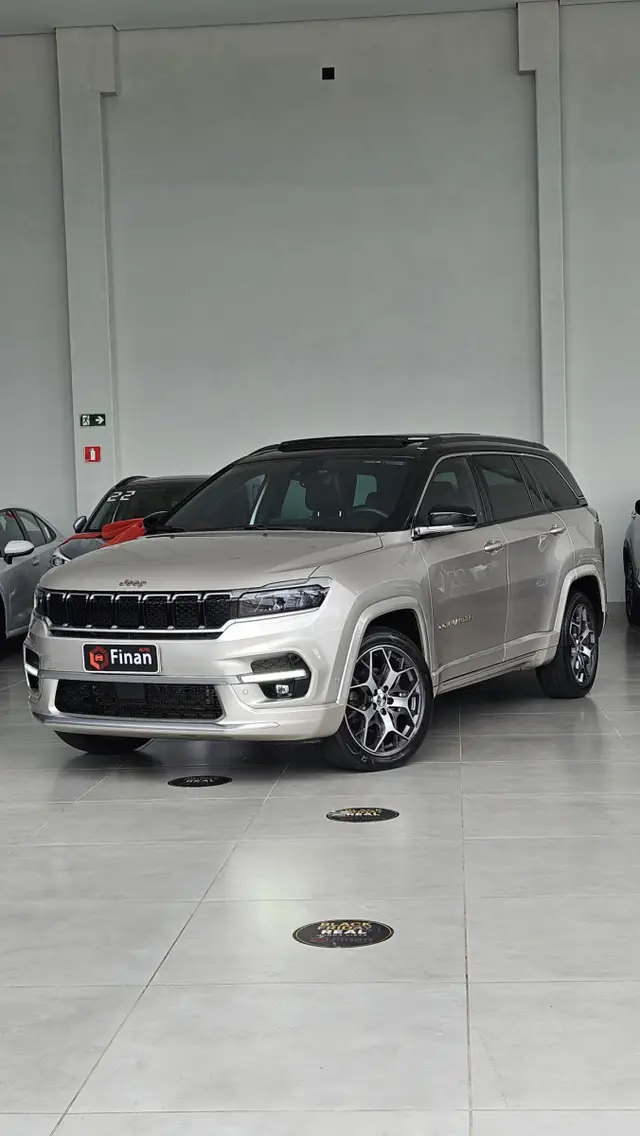 Carro Jeep Commander 2023 Overland 1.3 T270