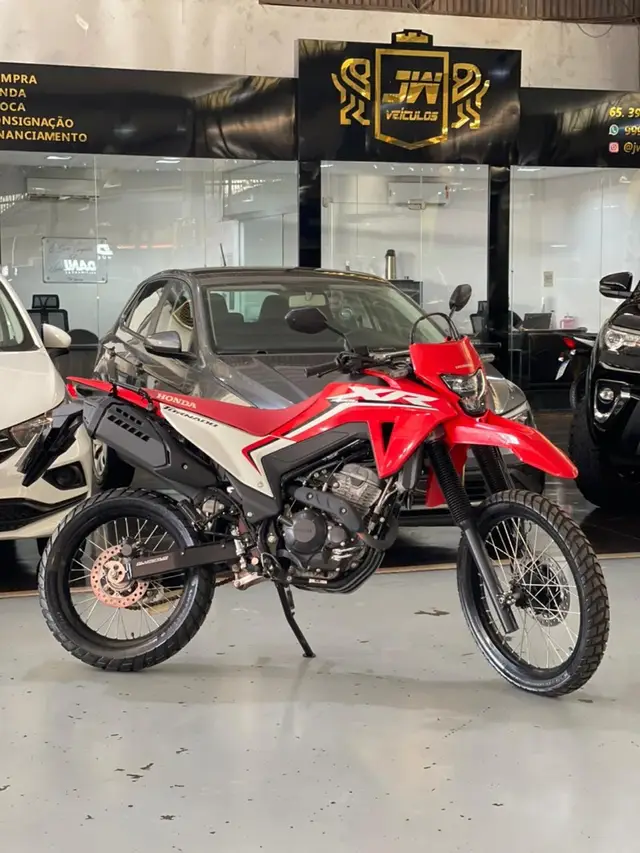 Moto Honda XR 300L 2025 Tornado