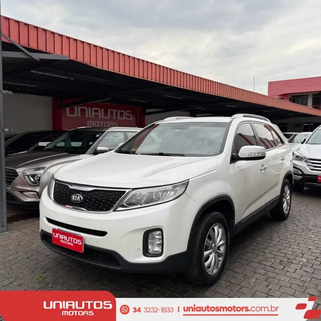 Carro Kia Sorento 2014 2.4 16V 4x2 (Aut)