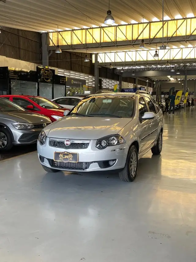 Carro Fiat Weekend 2016 Attractive 1.4 Fire (Flex)