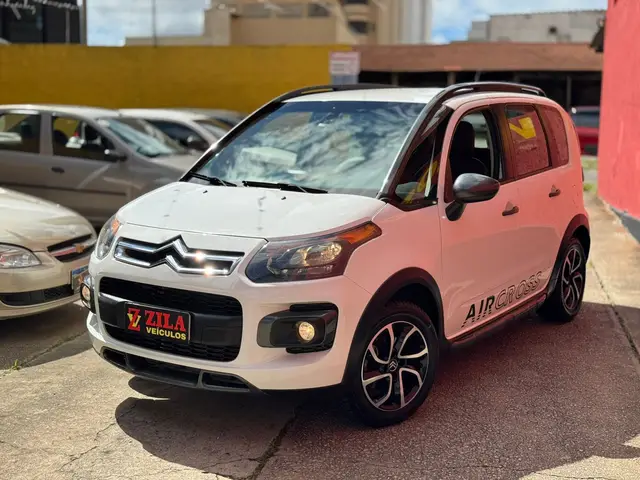 Carro Citroën Aircross 2015 Exclusive Salomon BVA 1.6 16V (Flex)