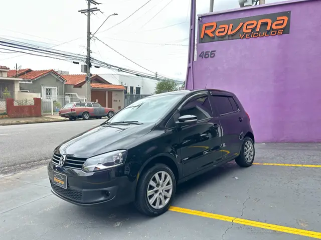 Carro Volkswagen Fox 2013 1.0 TEC (Flex) 2p