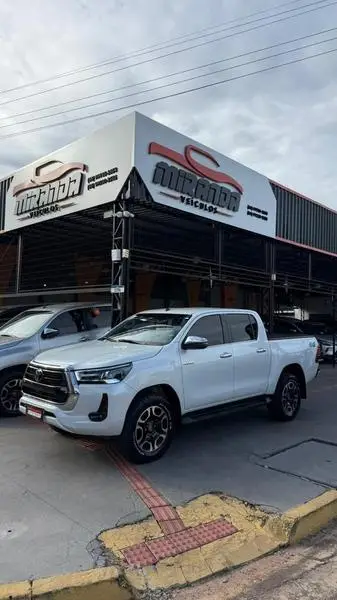 Carro Toyota Hilux Cabine Dupla 2024 SRX 4x4 2.8 Diesel