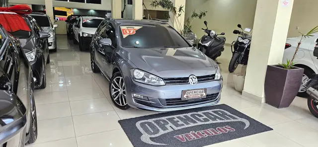 Carro Volkswagen Golf 2017 Highline 1.4 TSI Total Flex Aut.