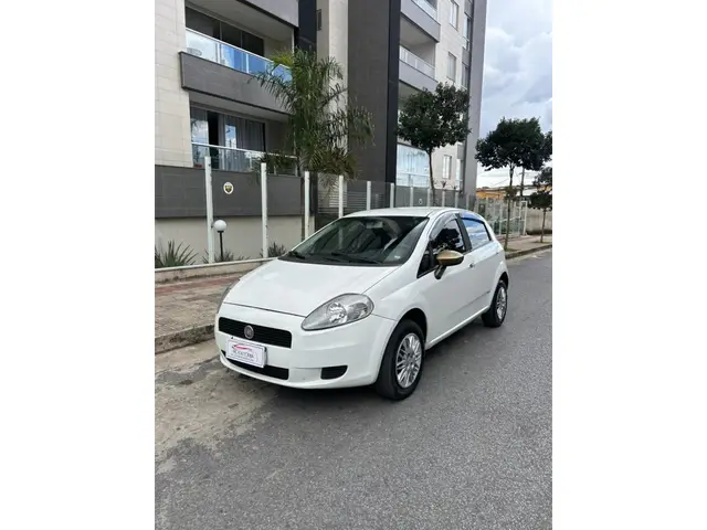 Carro Fiat Punto 2012 Attractive 1.4 (Flex)
