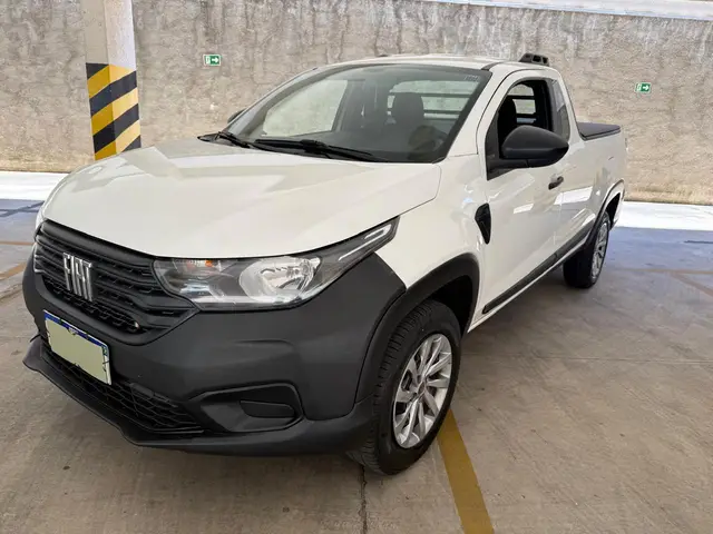 Carro Fiat Strada 2023 Endurance 1.4 Cabine Plus (Flex)