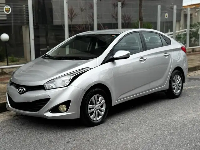 Carro Hyundai HB20S 2014 1.6 Comfort Plus (Flex)