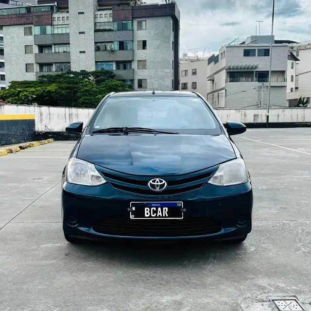 Carro Toyota Etios 2015 X 1.3 (Flex)