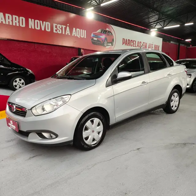 Carro Fiat Grand Siena 2014 Evo Attractive 1.4 8V (Flex)