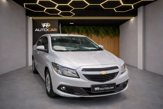 Carro Chevrolet Onix 2019 1.0 Joy SPE/4