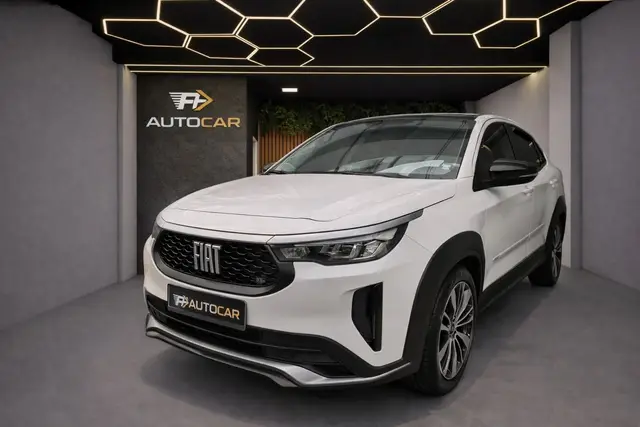 Carro Fiat Fastback 2024 Audace