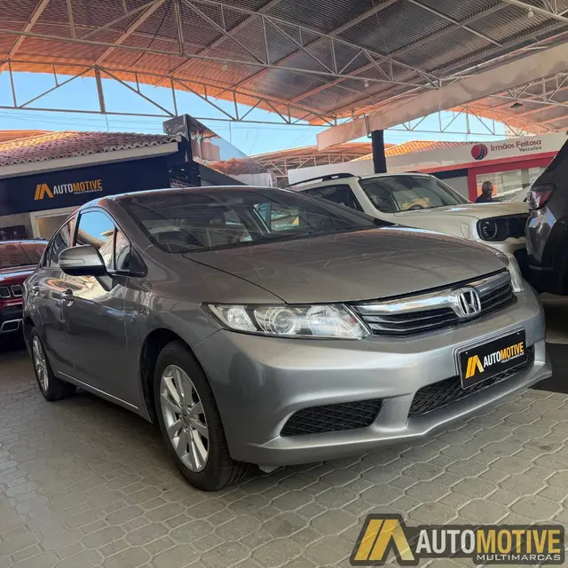 Carro Honda Civic 2013 New  LXL 1.8 16V i-VTEC (Flex)