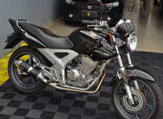 Moto Honda CBX 250 2008 Twister