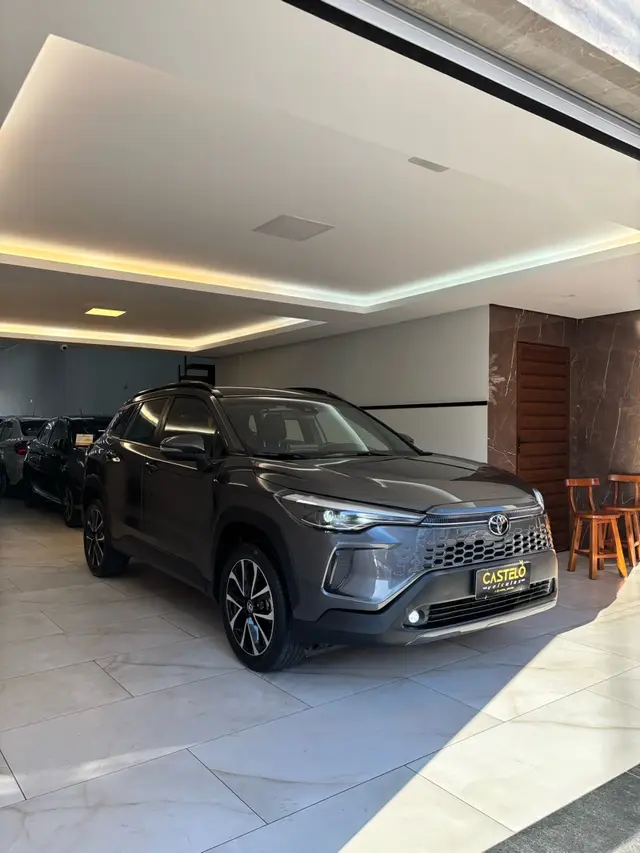 Carro Toyota Corolla Cross 2025 XRE 2.0
