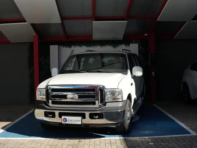 Carro Ford F-250 2011 Tropivan/Tropi. Plus 3.9 TB Diesel